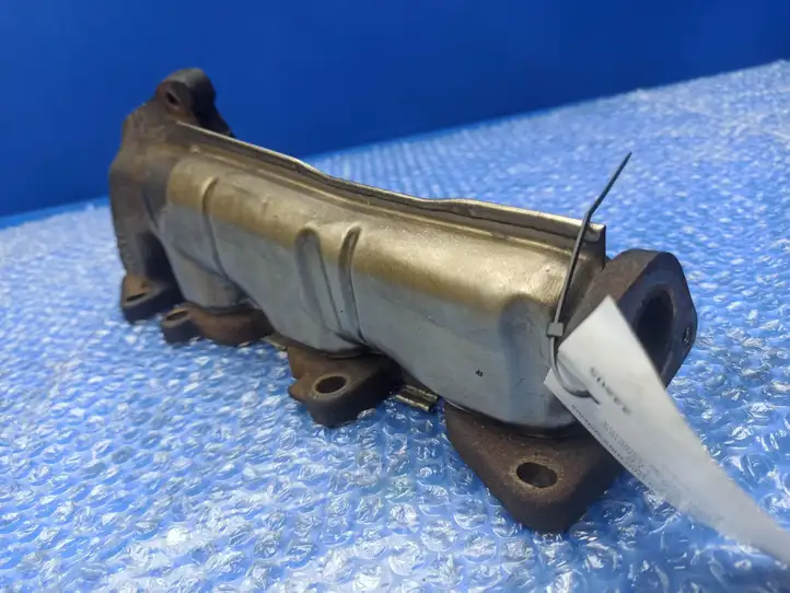 Mercedes-Benz C W204 (2007 - 2014) 081110 Выпускной коллектор — фото 2