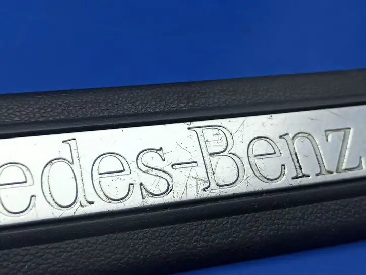 Mercedes-Benz A W169 (2004 - 2012) A1696800074 Внутренняя отделка переднего порога — фото 2
