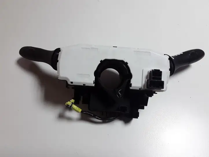 Nissan Qashqai (2013 - 2017) 255544EA0A Блок подрулевых переключателей — фото 2