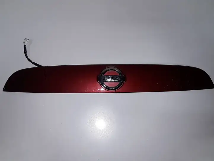 Nissan Juke I F15 (2010 - 2018) 908681KA6A Подсветка номера — фото 1