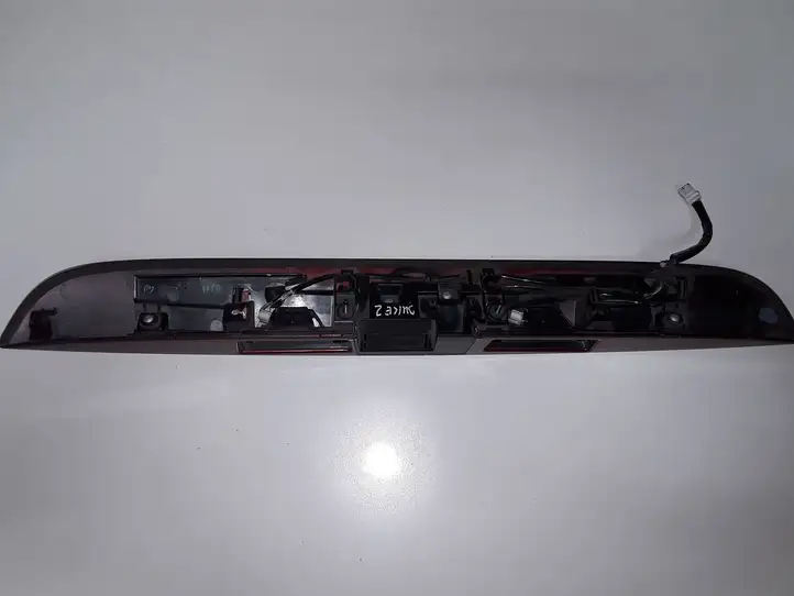 Nissan Juke I F15 (2010 - 2018) 908681KA6A Подсветка номера — фото 3