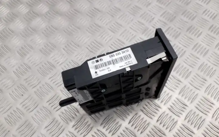 Volkswagen Tiguan (2007 - 2011) 5N0035341D Контроллер мультимедийной системы — фото 6