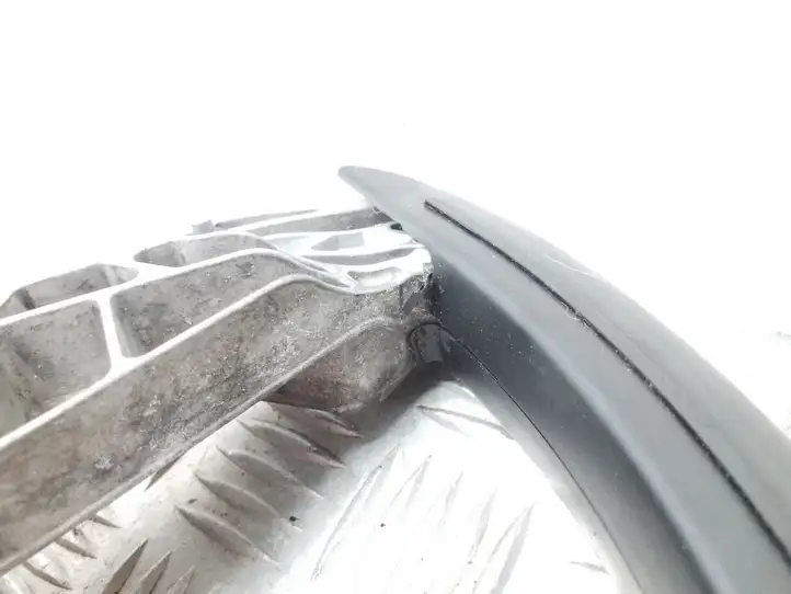 Audi A3/S3 8P (2008 - 2013) 8P0711303C Механизм ручного тормоза (в салоне) — фото 4