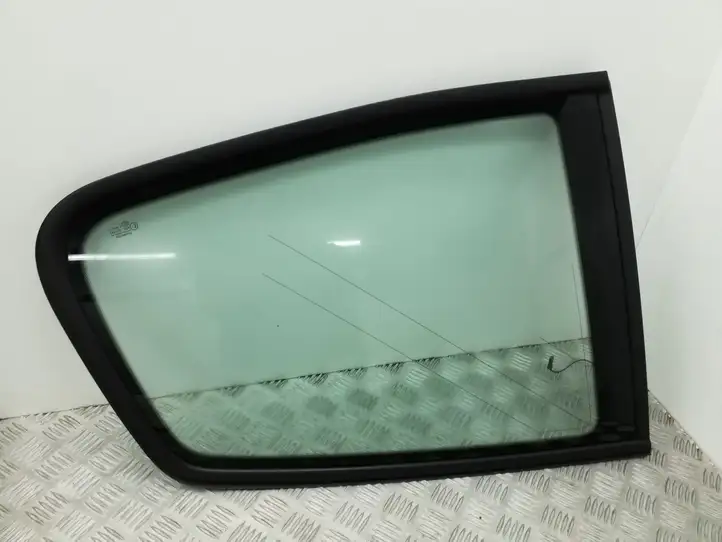 Volkswagen Sharan (2010 - 2015) 7N0845297D Заднее боковое стекло — фото 5