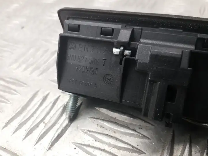Volkswagen Sharan (2010 - 2015) 5N0827566T Ручка крышки багажника — фото 4