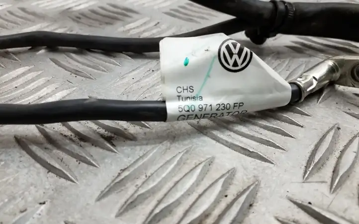 Skoda Superb B8 (3V) (2015 - 2023) 5Q0971230FP Проводка генератора — фото 3