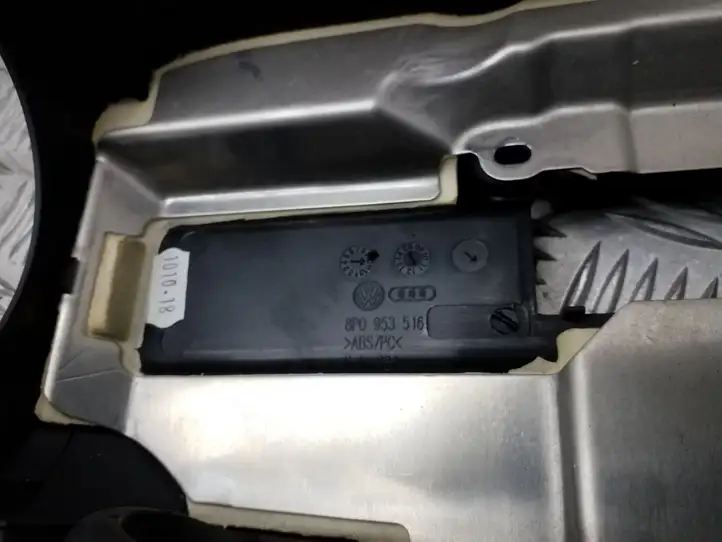Audi A3/S3 8P (2004 - 2008) 8P0953516 Обшивка рулевой колонки — фото 3