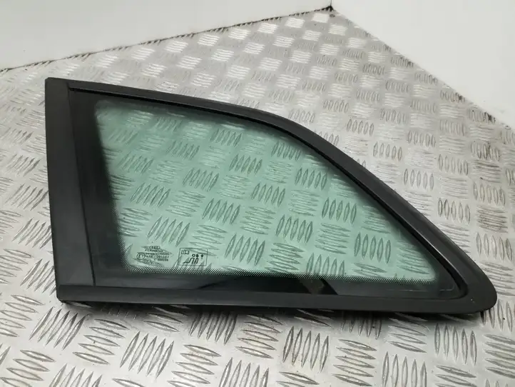Audi A3/S3 8P (2004 - 2008) 8P4845299B Заднее боковое стекло — фото 1