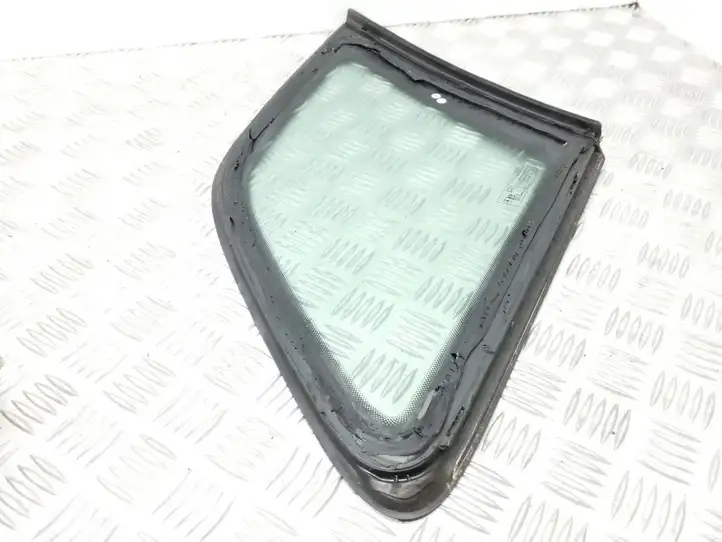 Audi A3/S3 8P (2004 - 2008) 8P4845299B Заднее боковое стекло — фото 2