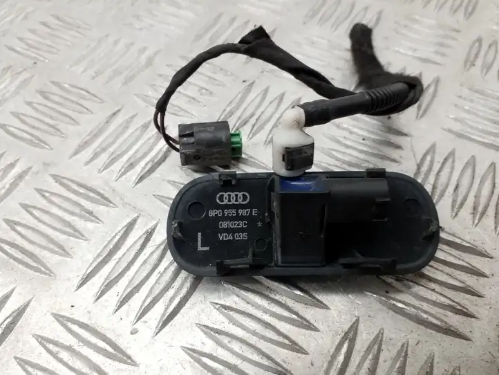 Audi A3/S3 8P (2004 - 2008) 8P0955987E Форсунка омывателя лобового стекла — фото 2