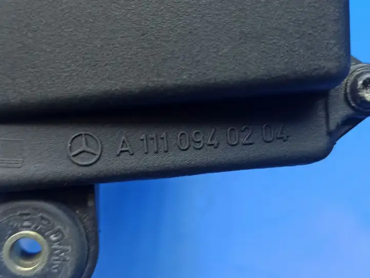 Mercedes-Benz C W203 (2000 - 2007) A1110940204 Корпус воздушного фильтра — фото 4