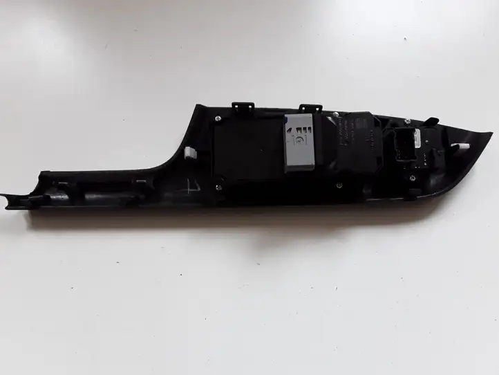 Honda CR-V (2006 - 2009) 35750T1GE12 Блок кнопок на панели — фото 2