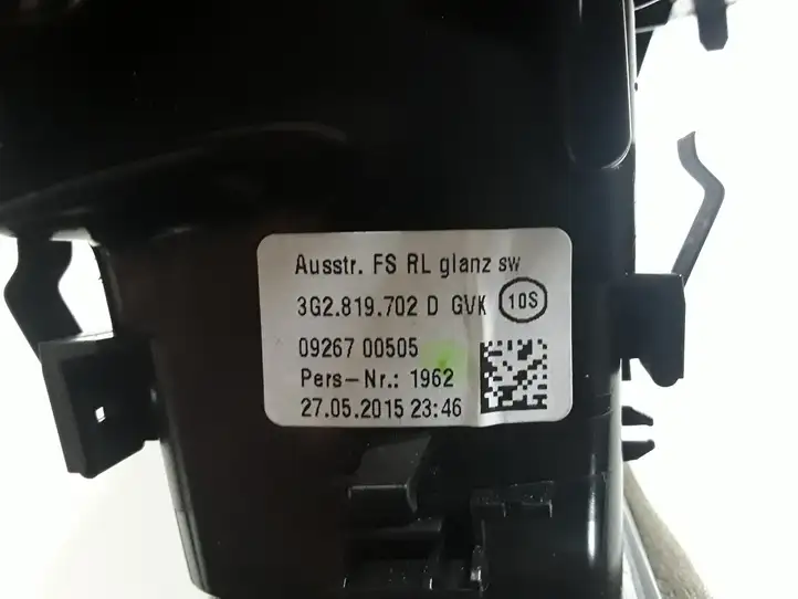 Volkswagen PASSAT B8 (2015 - ) 3G2819702D Боковой воздушный дефлектор — фото 3