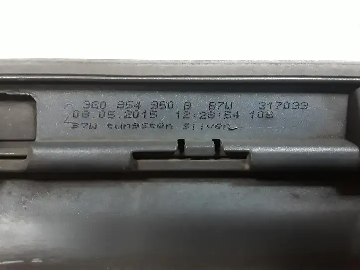 Volkswagen PASSAT B8 (2015 - ) 3G0854950B Молдинги задней двери — фото 2