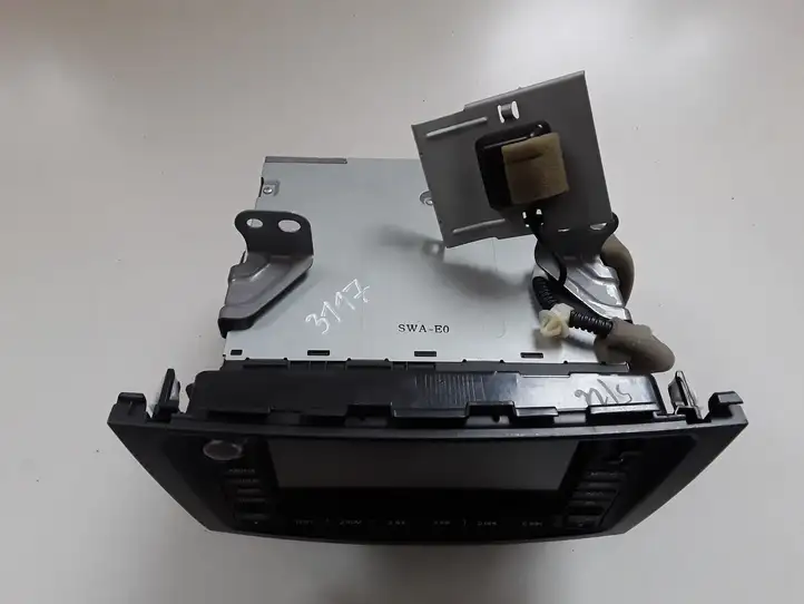 Honda CR-V (2006 - 2009) 39541SWAE010M1 Магнитола / мультимедийная система — фото 4