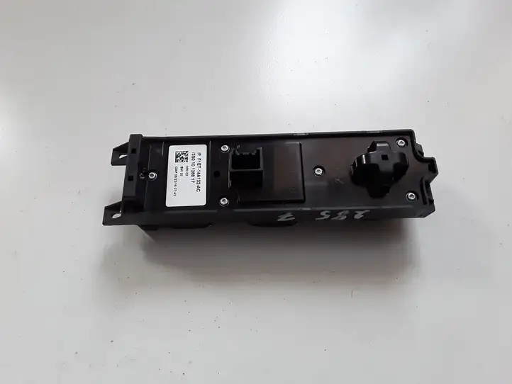 Ford Focus (2015 - 2019) F1ET14A132AC Блок кнопок стеклоподъемников — фото 3