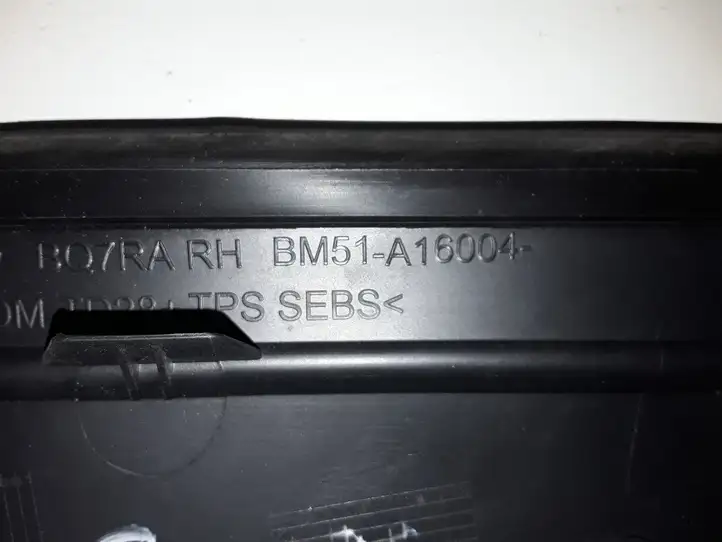 Ford Focus ST (2015 - 2018) BM51A16004 Накладка крыла — фото 2