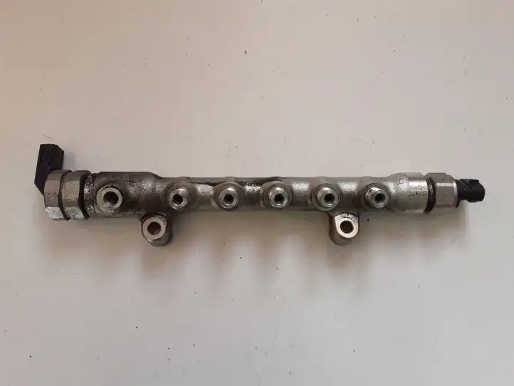 Mazda 6 (2012 - 2015) DA5020 Магистральная топливная трубка — фото 1