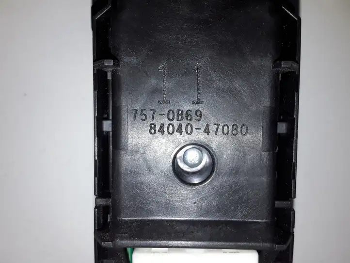 Toyota Prius (XW50) (2015 - ) 8404047080 Блок кнопок стеклоподъемников — фото 3