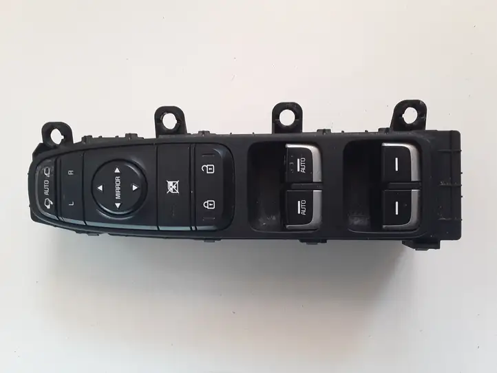 Toyota Prius (XW50) (2015 - ) 93570G5700 Блок кнопок стеклоподъемников — фото 1