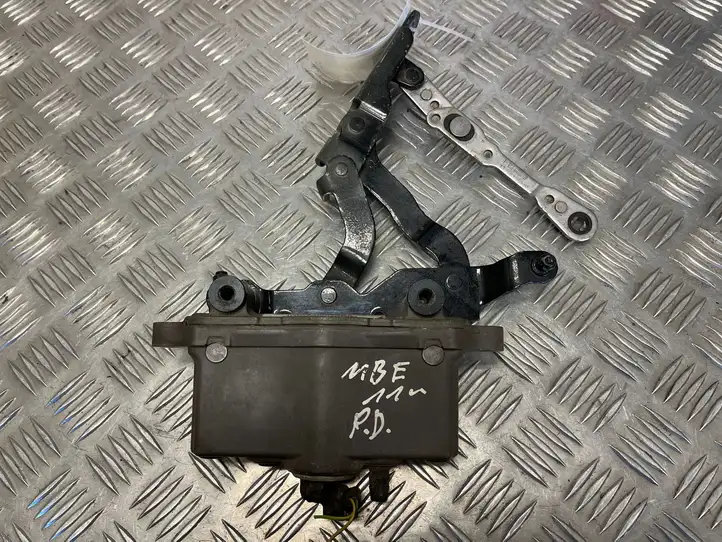 Mercedes-Benz E W212 (2009 - 2016)  A2129066301 Петля (петли) капота