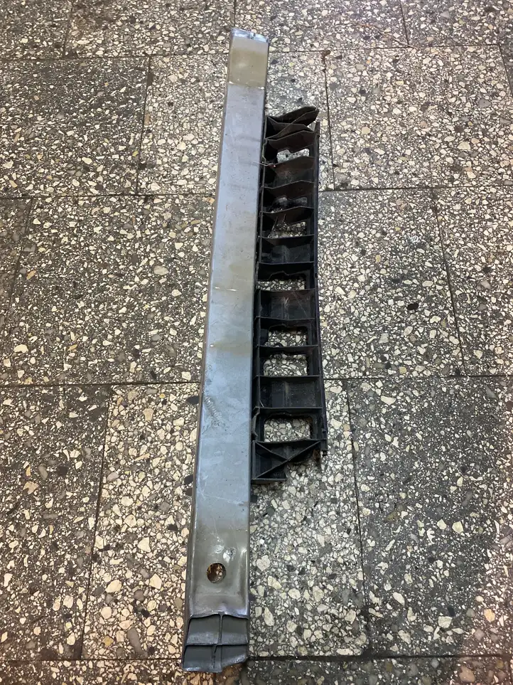 Opel Meriva (2002 - 2006)   Балка переднего бампера