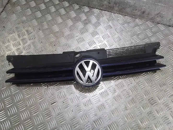 Volkswagen Golf IV (1998 - 2005) 1J0853651H Верхняя решетка радиатора — фото 1