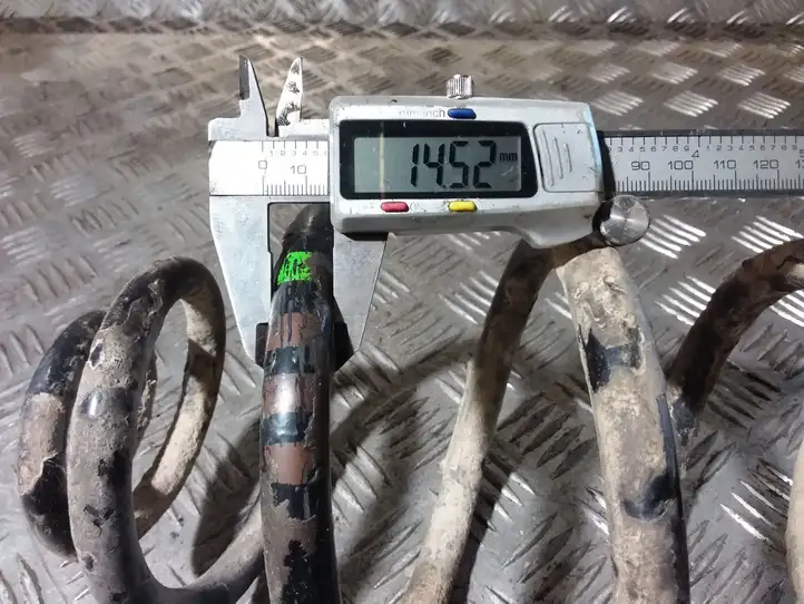 Volkswagen PASSAT B5.5 (2001 - 2005)   Пружина