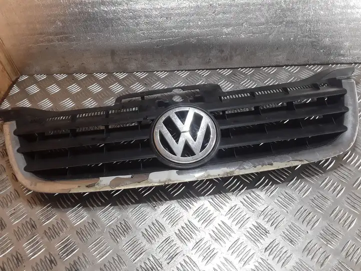Volkswagen Touran I (2003 - 2010) 1T0853651 Верхняя решетка радиатора — фото 1