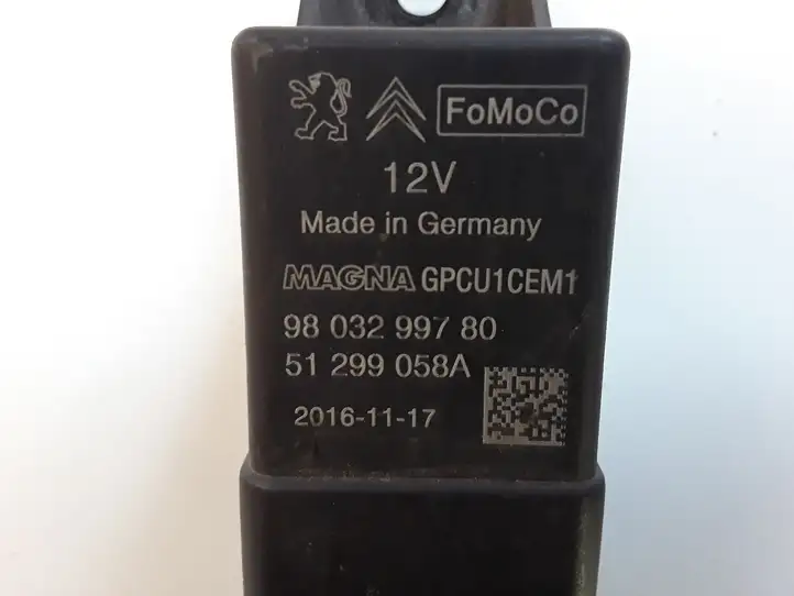 Ford S-MAX (2015 - ) 9803299780 Реле накала свечей — фото 2
