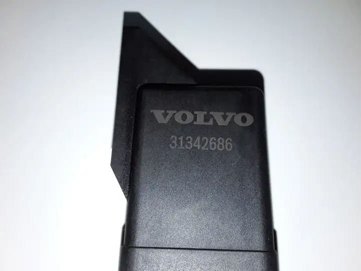 Volvo XC70 (2007 - 2013) 31342686 Реле накала свечей — фото 2