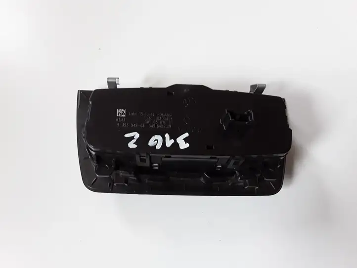 BMW 3 F30 F35 F31 (2012 - 2018) 939394903 Включатель фонарей — фото 2