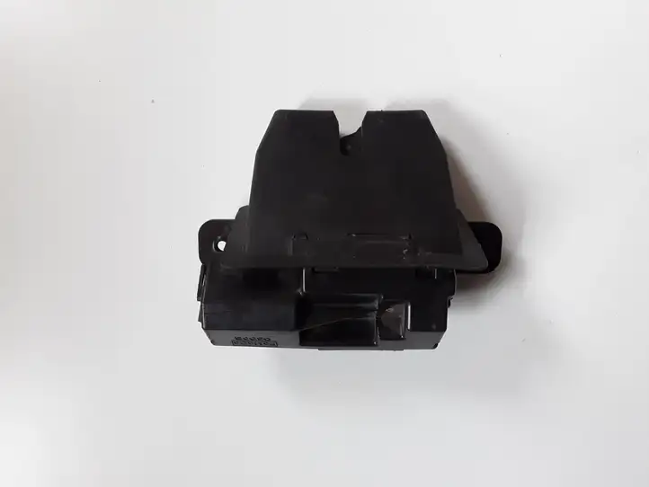 Ford Fiesta (2013 - 2017) 8A61A442A66AD Замок крышки багажника — фото 2