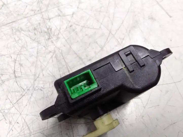 Honda Civic (2001 - 2005) 0B06030850 Двигатель задвижки потока воздуха — фото 4