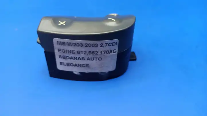 Mercedes-Benz C W203 (2000 - 2007) A2038216651 Кнопки на рулевом колесе — фото 2