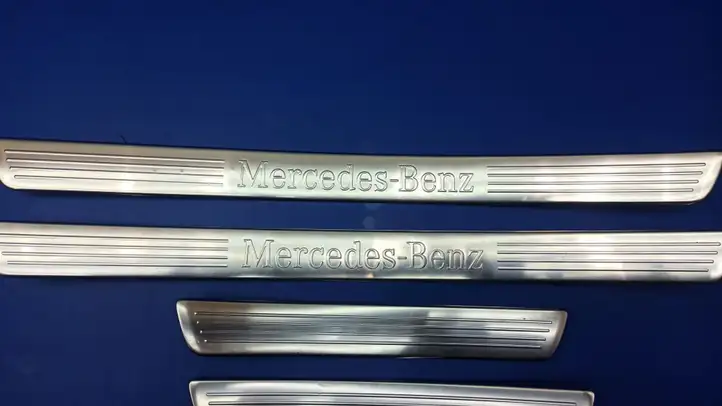Mercedes-Benz S W222 (2013 - ) A2226801235 Внутренняя отделка переднего порога — фото 9