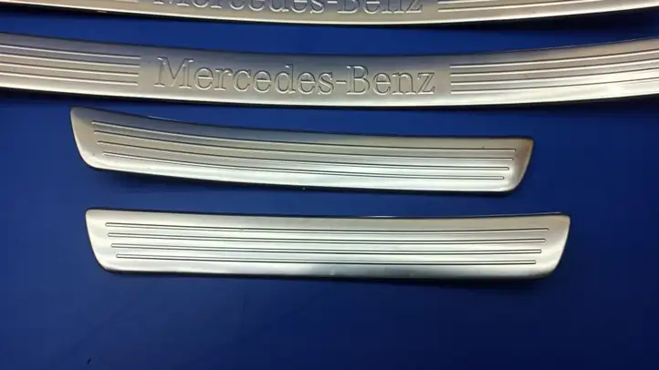 Mercedes-Benz S W222 (2013 - ) A2226801235 Внутренняя отделка переднего порога — фото 10