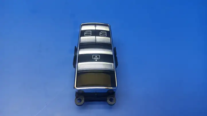 Mercedes-Benz S W221 (2005 - 2013) A2218214651 Блок кнопок стеклоподъемников — фото 1