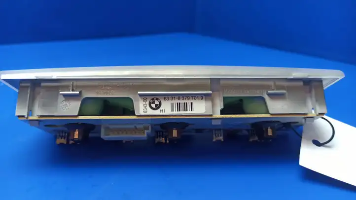 BMW 7 E65 E66 (2001 - 2008) 633183797019 Задняя подсветка — фото 5