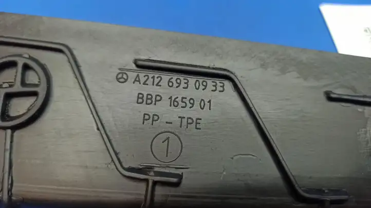 Mercedes-Benz E W212 (2009 - 2016) A2126930933 Прочая отделка багажника — фото 4
