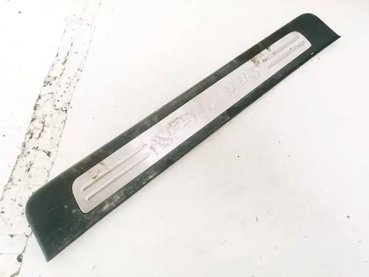 Hyundai Santa Fe (2005 - 2009) 858812B000 Внутренняя отделка переднего порога — фото 1