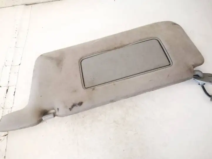 Toyota Avensis Verso (2001 - 2004) Солнцезащитный козырек — фото 3