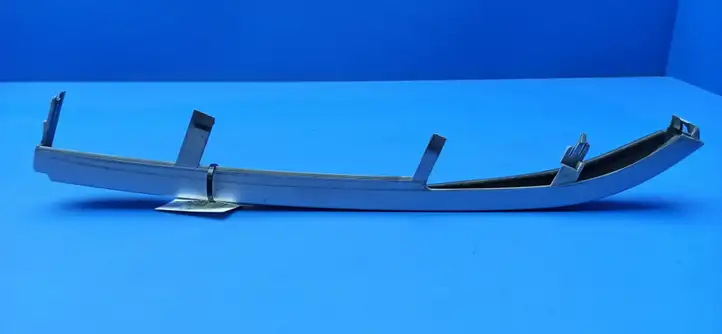 BMW 7 E65 E66 (2001 - 2008) 51138208482 Окантовка фары — фото 4