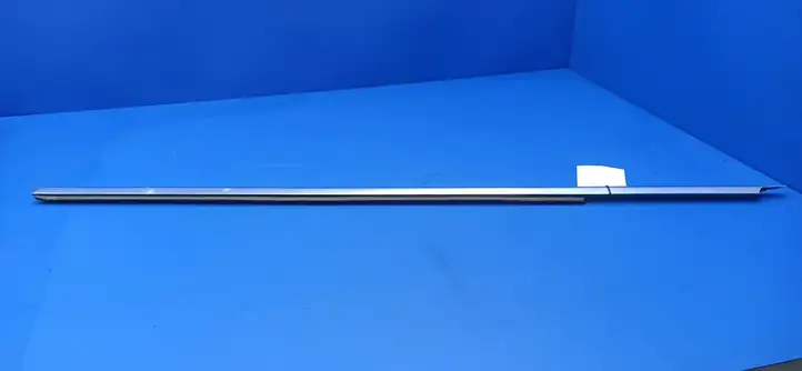 Mercedes-Benz E C207 W207 (2009 - 2017) A2076730283 Облицовка заднего бокового стекла — фото 7