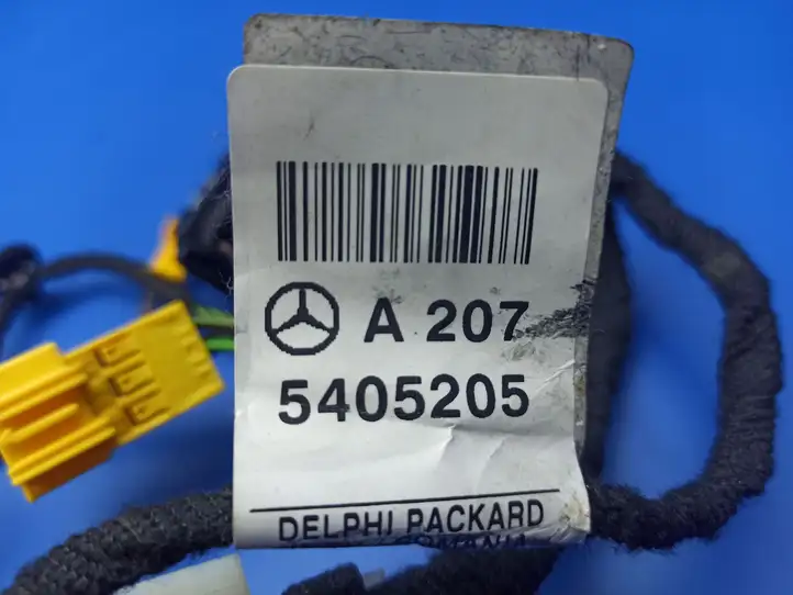 Mercedes-Benz E C207 W207 (2009 - 2017) A2075405205 Проводка передней двери — фото 4