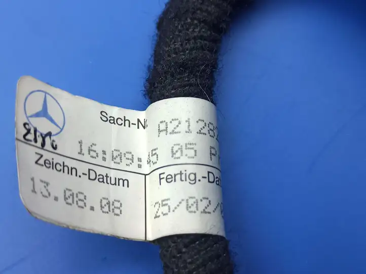 Mercedes-Benz C W204 (2007 - 2014) A2128203815 Проводка панели приборов — фото 6