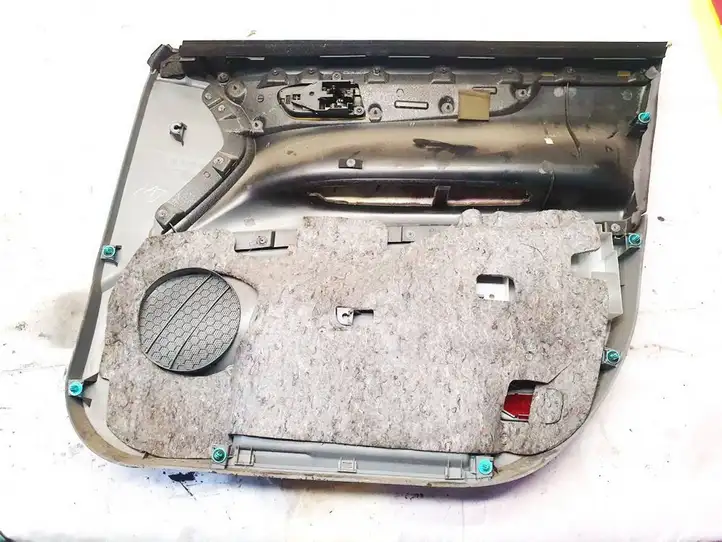 Toyota Avensis Verso (2001 - 2004) 6761644010 Обшивка передней двери — фото 2