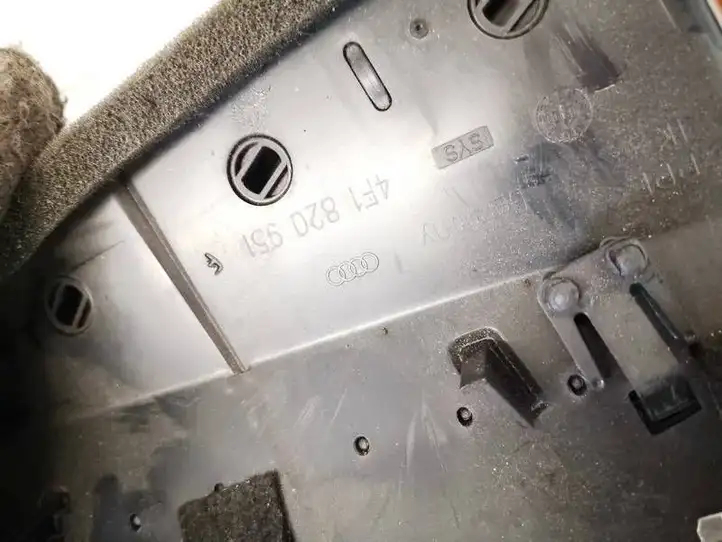 Audi A6 S6 C6 4F (2004 - 2008) 4f1820951 Центральный воздушный дефлектор — фото 3