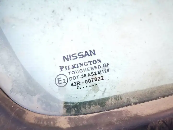 Nissan Almera N16 (2000 - 2010) Форточка двери — фото 2