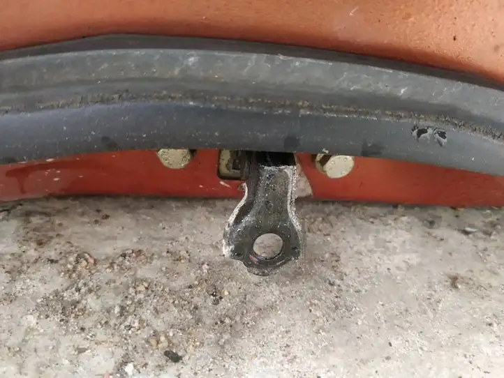 Nissan Note (E11) (2006 - 2014) Ограничитель двери — фото 1